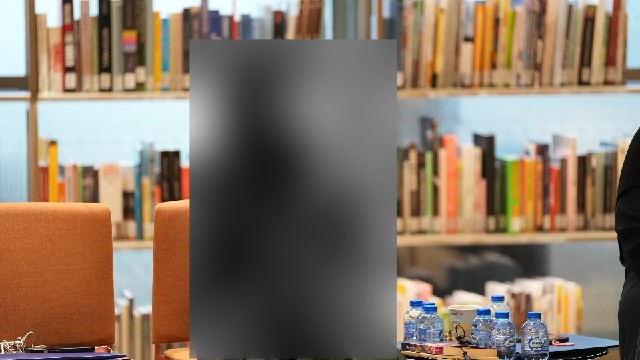 الحلقة الأدبية (رواق) – شعر ومشاعر